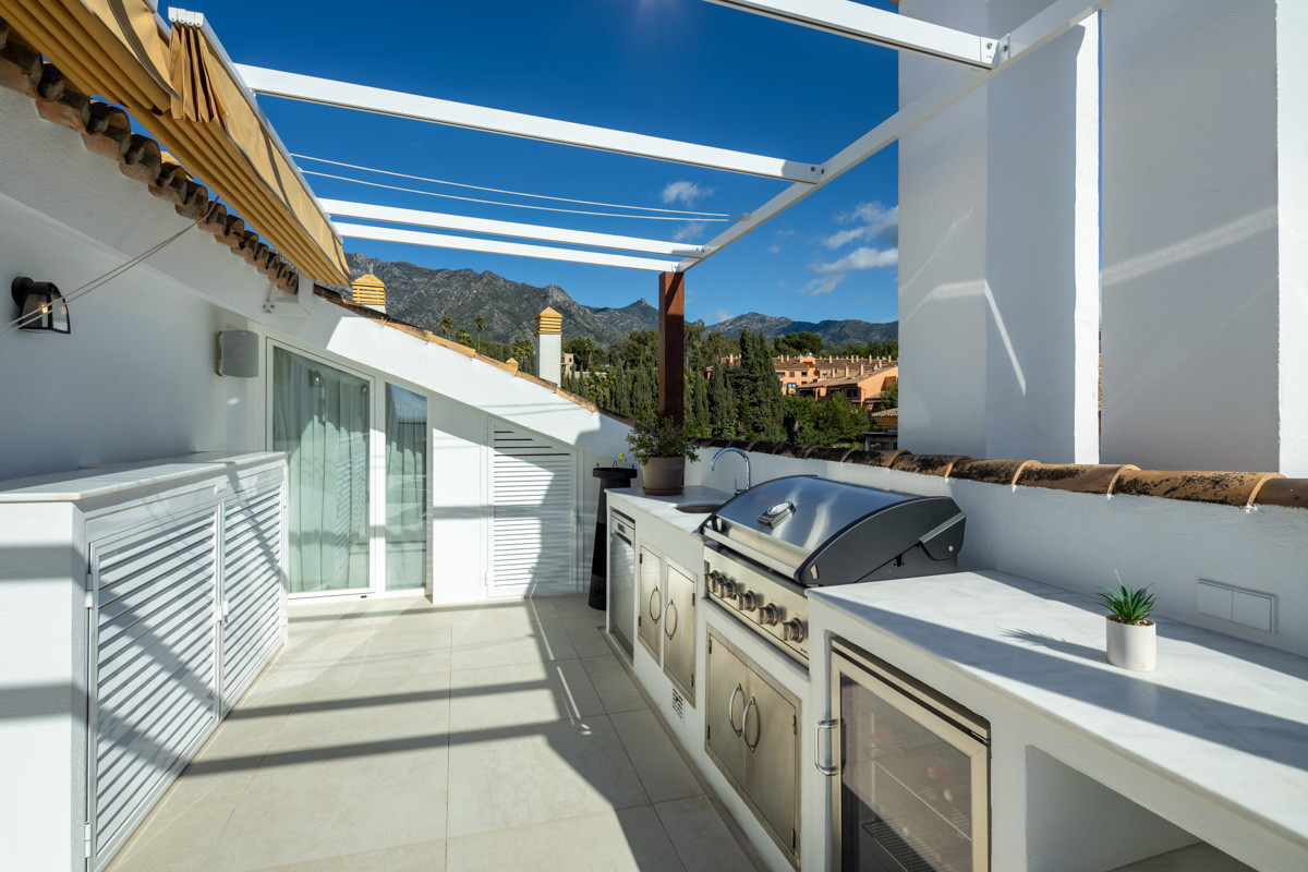 Appartement te koop in The Golden Mile | 5 slaapkamers H5413540