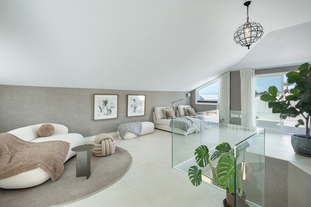 Appartement te koop in The Golden Mile | 5 slaapkamers H5413540