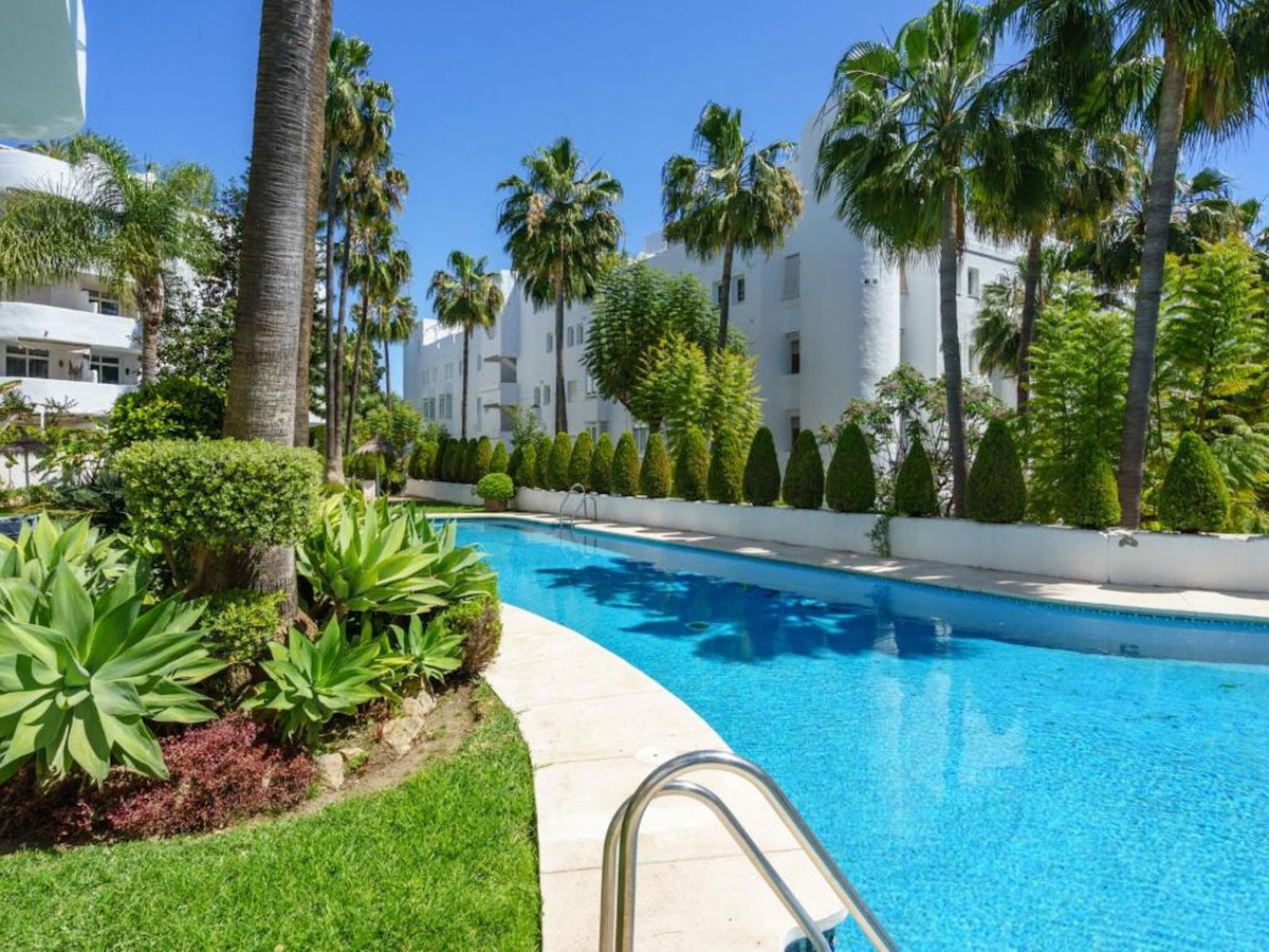 Appartement te koop in The Golden Mile | 4 slaapkamers H5414443