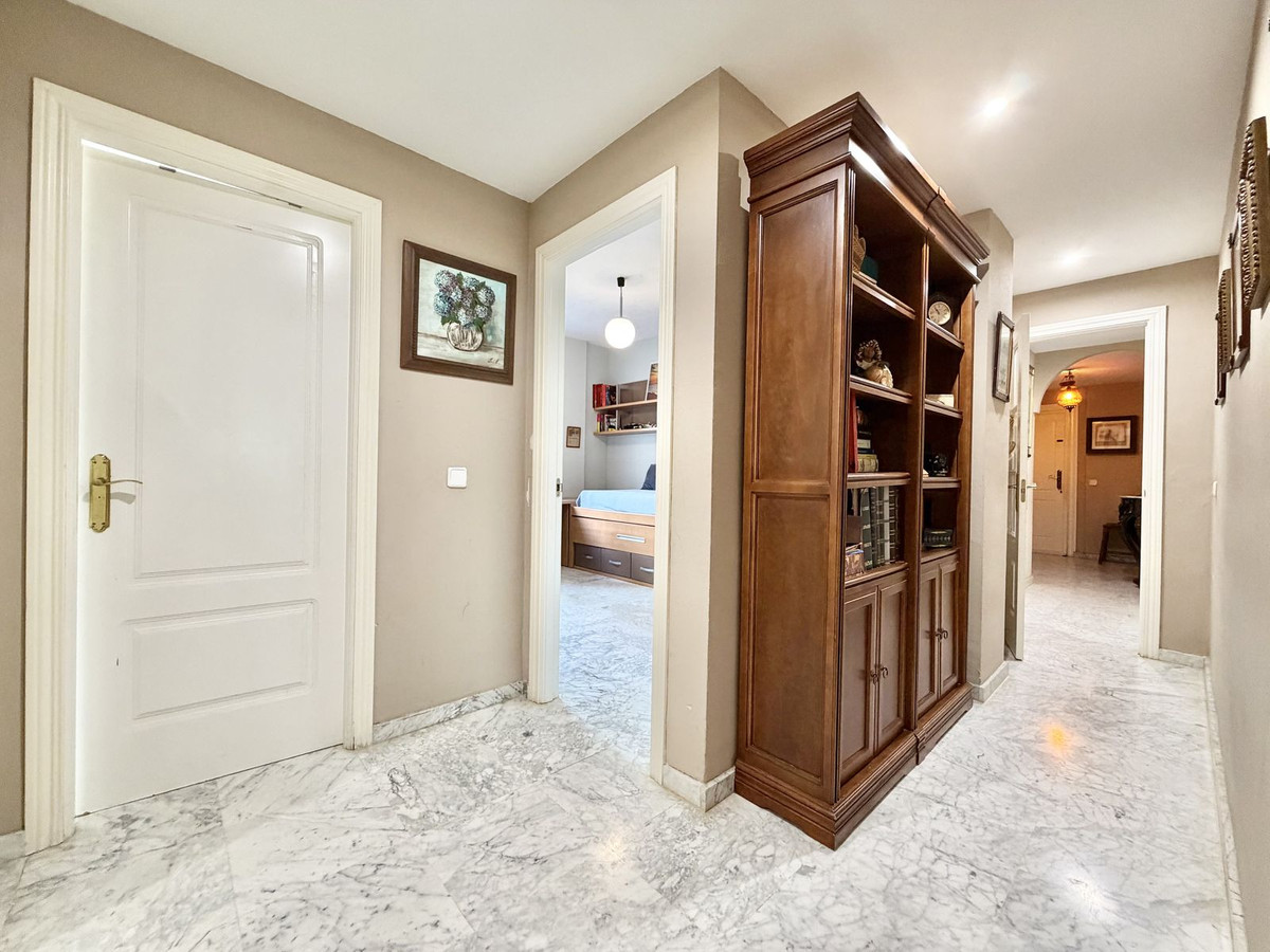 Appartement te koop in The Golden Mile | 4 slaapkamers H5414443