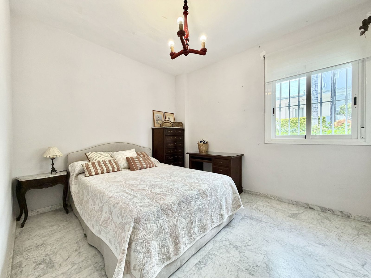 Appartement te koop in The Golden Mile | 4 slaapkamers H5414443