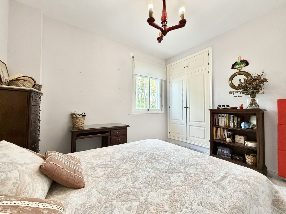 Appartement te koop in The Golden Mile | 4 slaapkamers H5414443