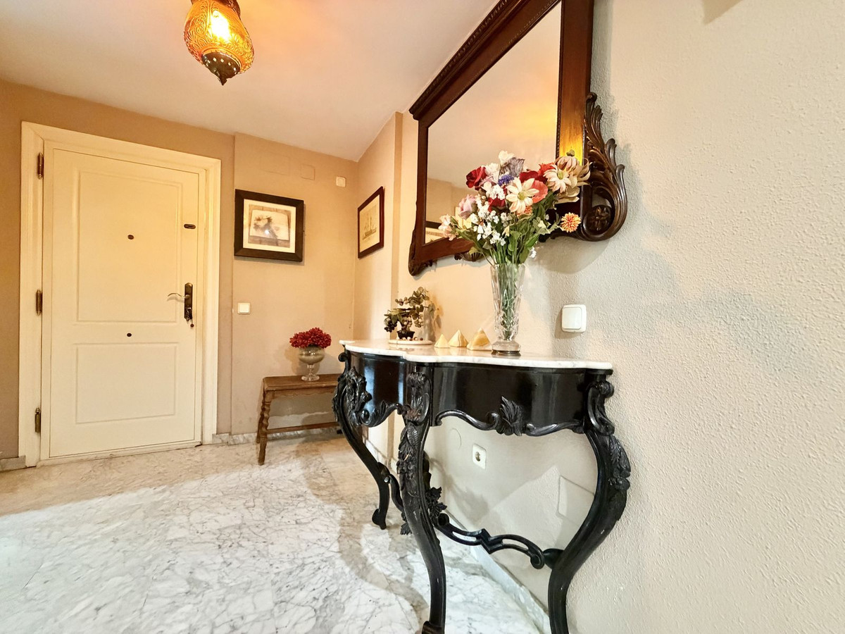 Appartement te koop in The Golden Mile | 4 slaapkamers H5414443