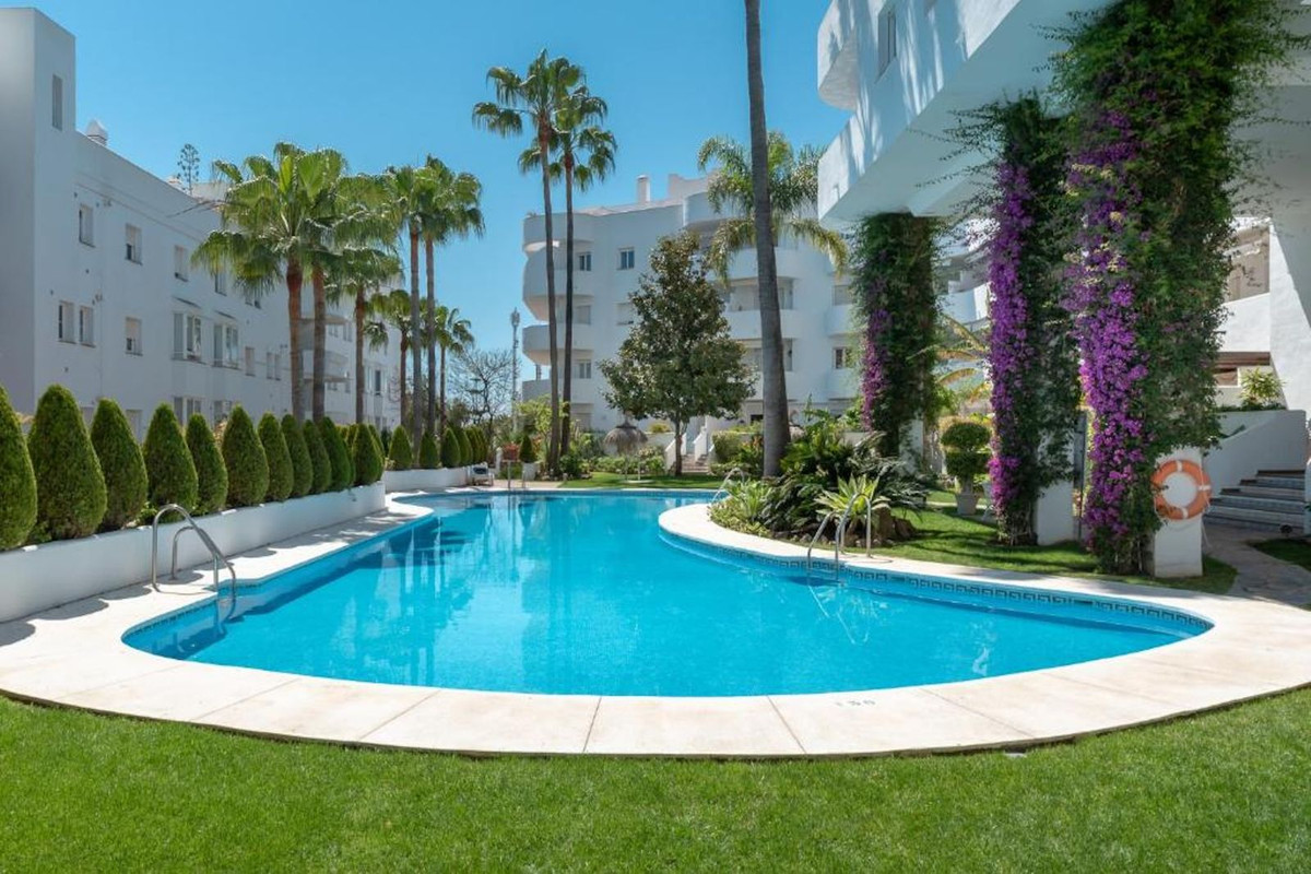 Appartement te koop in The Golden Mile | 4 slaapkamers H5414443