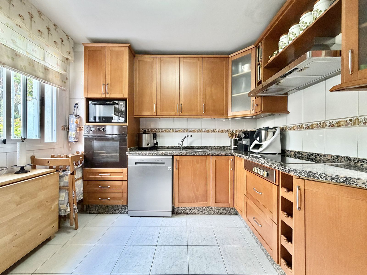 Appartement te koop in The Golden Mile | 4 slaapkamers H5414443