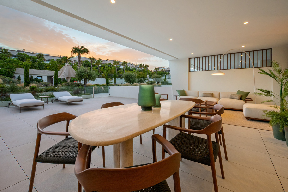 Appartement te koop in The Golden Mile | 4 slaapkamers H5426326