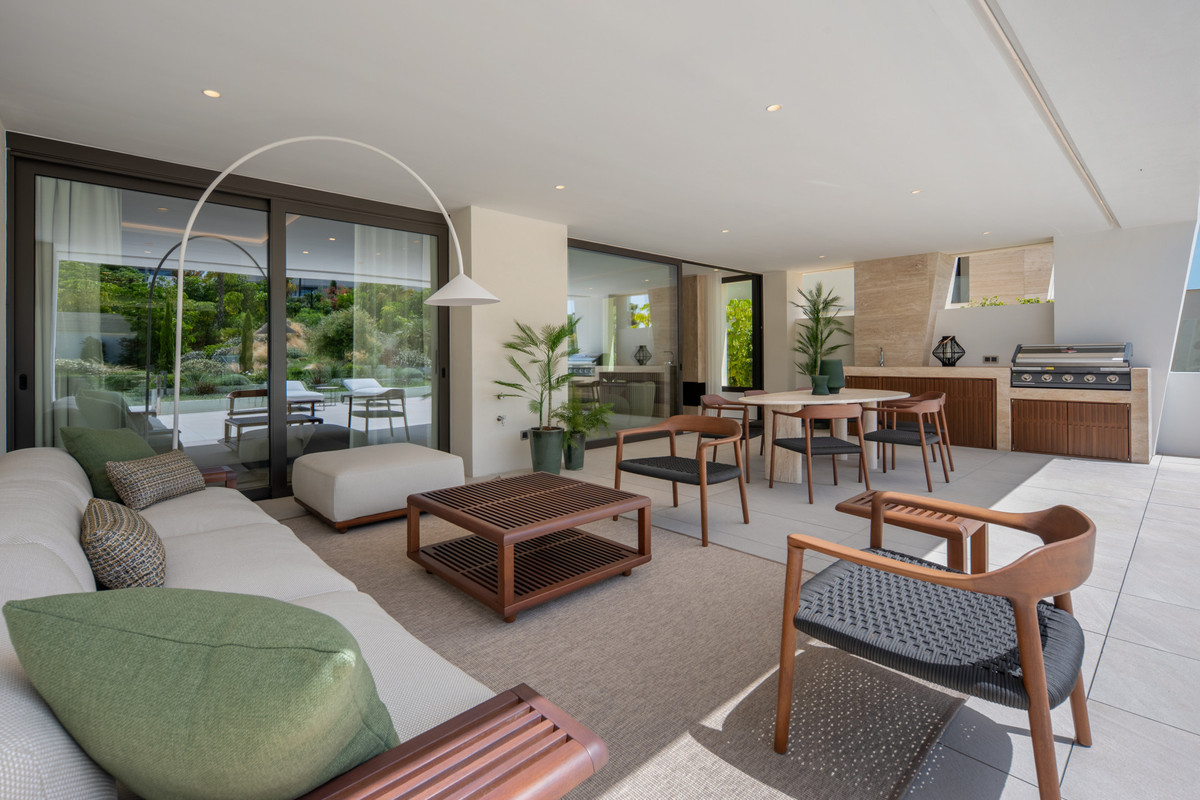 Appartement te koop in The Golden Mile | 4 slaapkamers H5426326