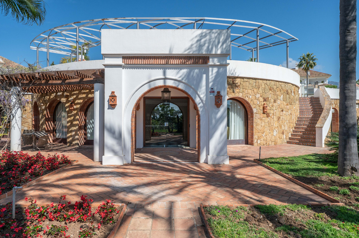 Property main view 44
