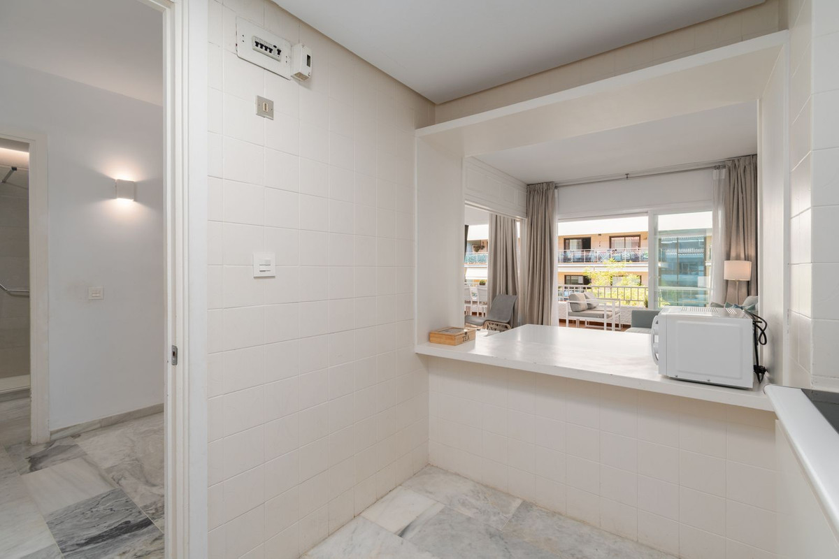 Appartement te koop in The Golden Mile | 1 slaapkamers H5427682