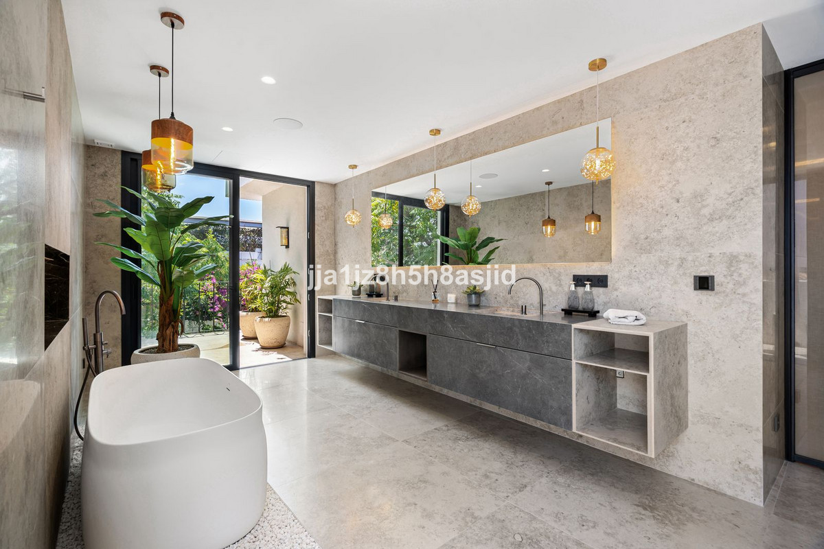 Property main view 36