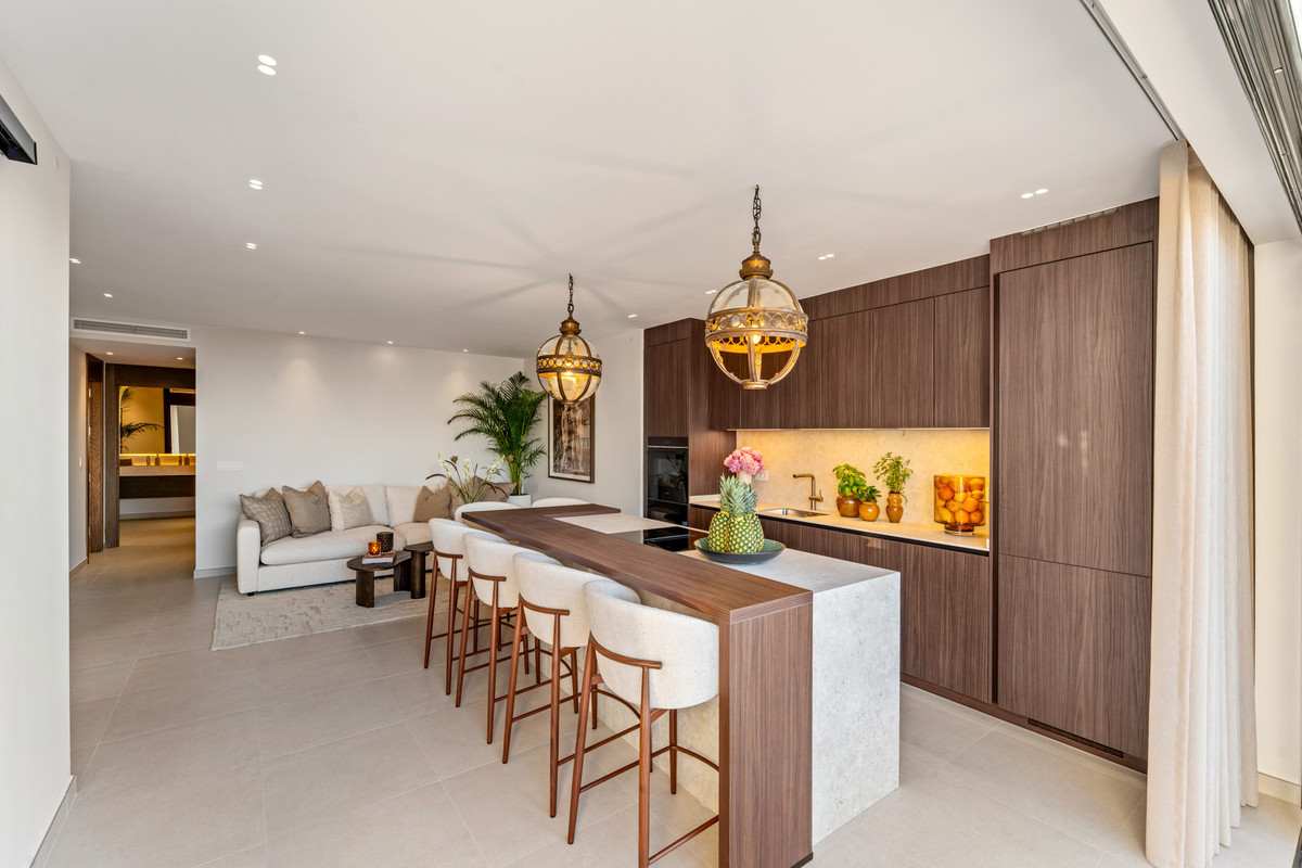 Appartement te koop in The Golden Mile | 3 slaapkamers H5434135
