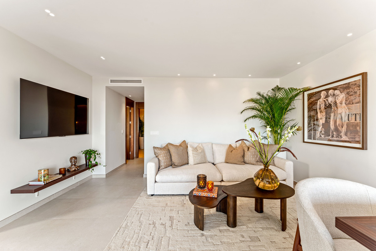 Appartement te koop in The Golden Mile | 3 slaapkamers H5434135