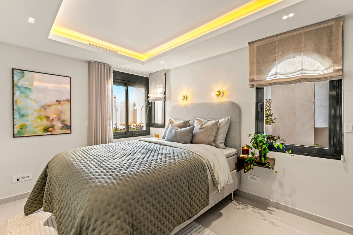 Appartement te koop in The Golden Mile | 3 slaapkamers H5434135