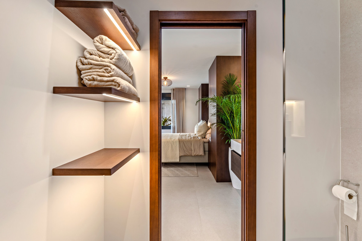 Appartement te koop in The Golden Mile | 3 slaapkamers H5434135
