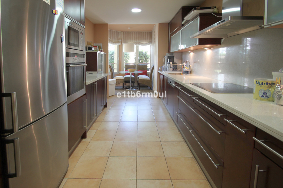 Appartement te koop in The Golden Mile | 3 slaapkamers H5441530