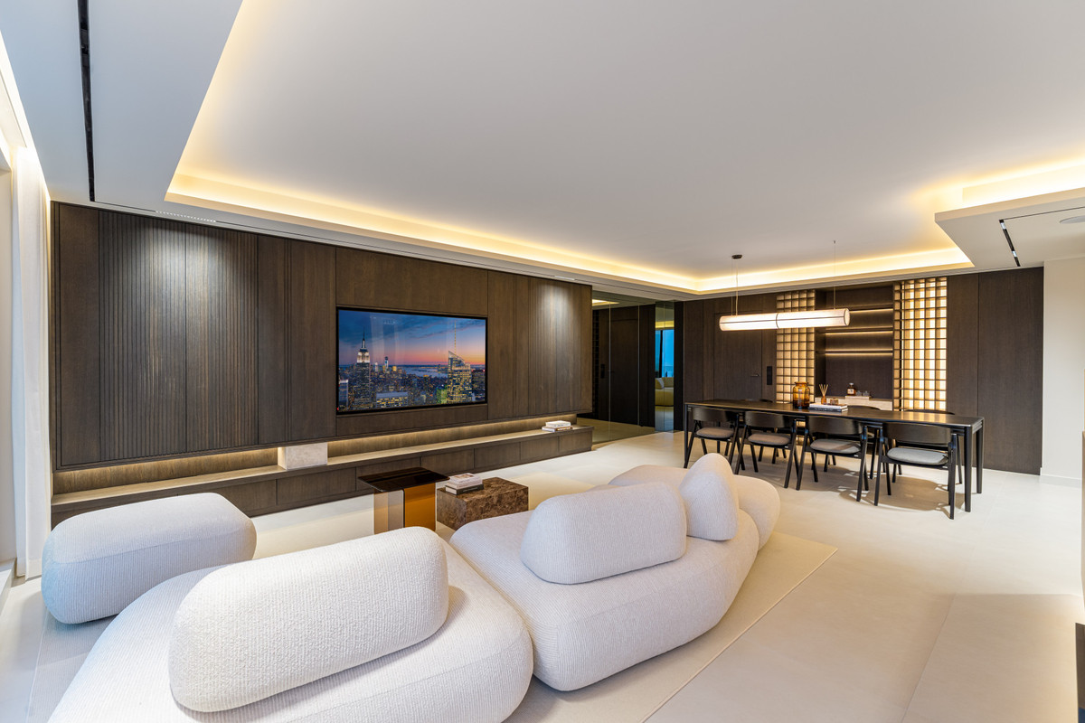 Appartement te koop in The Golden Mile | 4 slaapkamers H5441539