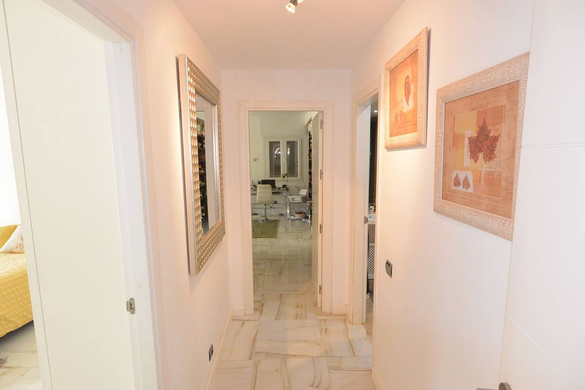 Appartement te koop in The Golden Mile | 2 slaapkamers H5442028