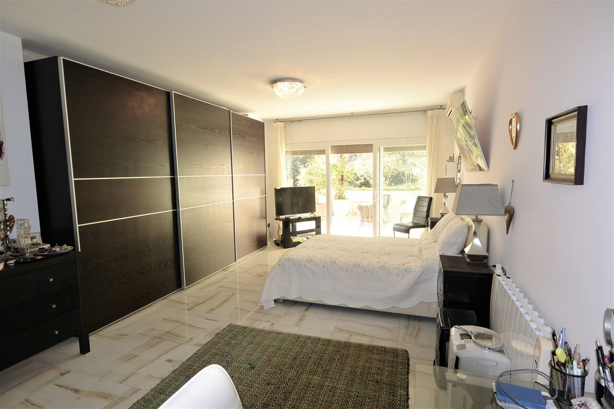 Appartement te koop in The Golden Mile | 2 slaapkamers H5442028