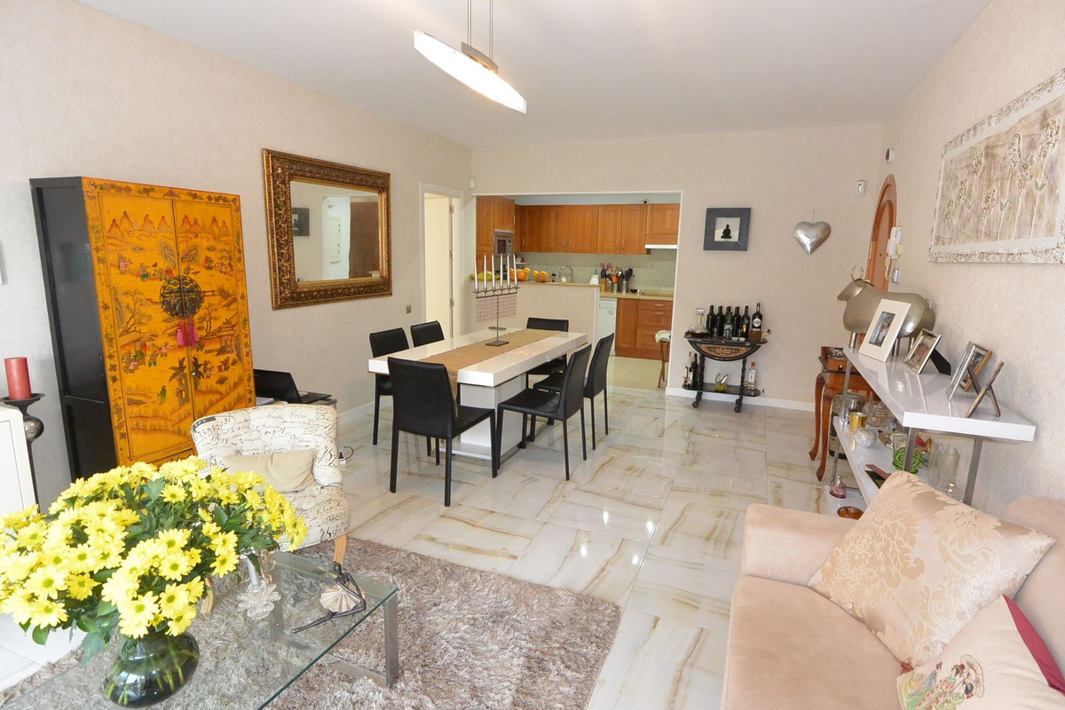 Appartement te koop in The Golden Mile | 2 slaapkamers H5442028