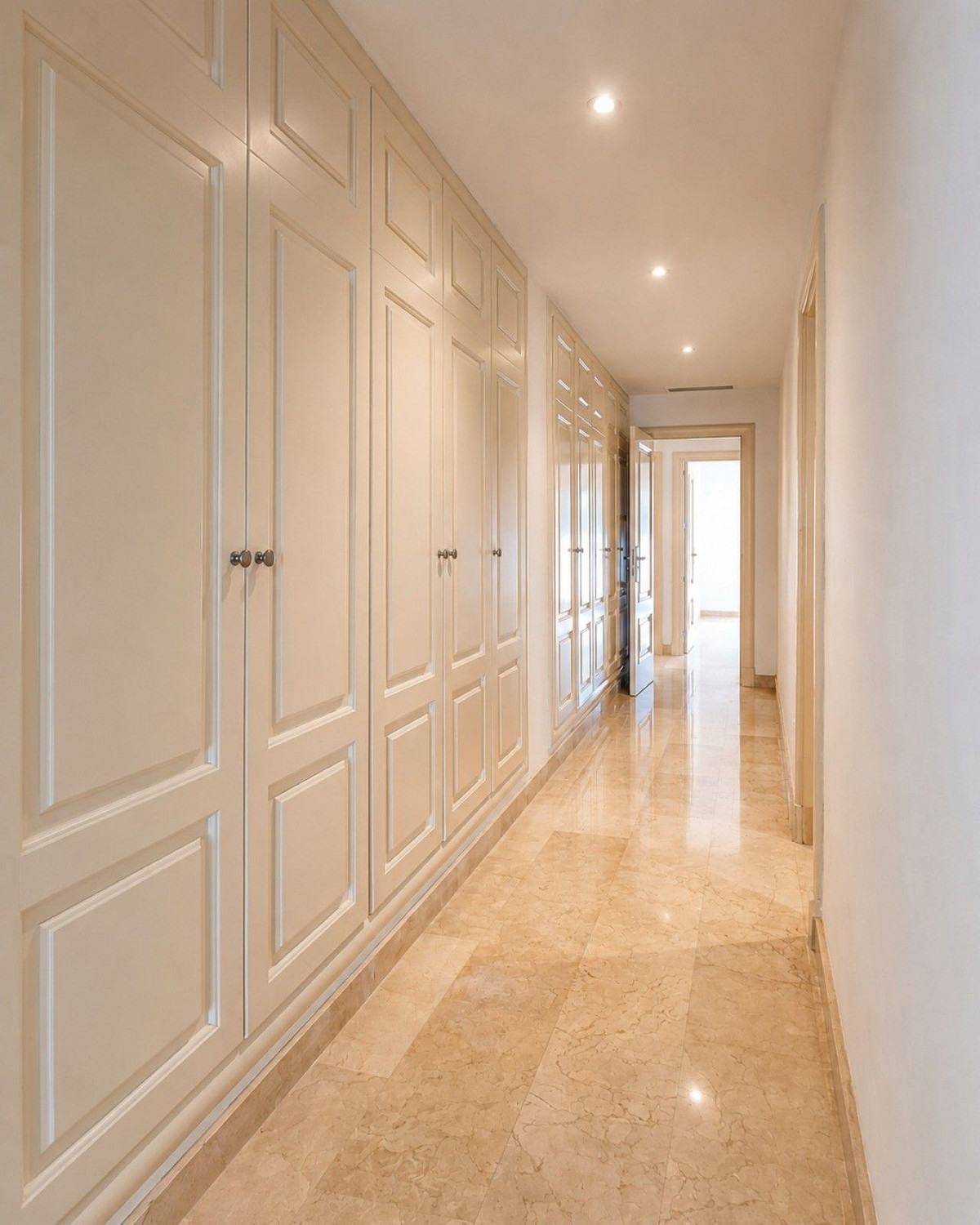 Appartement te koop in The Golden Mile | 3 slaapkamers H5442256
