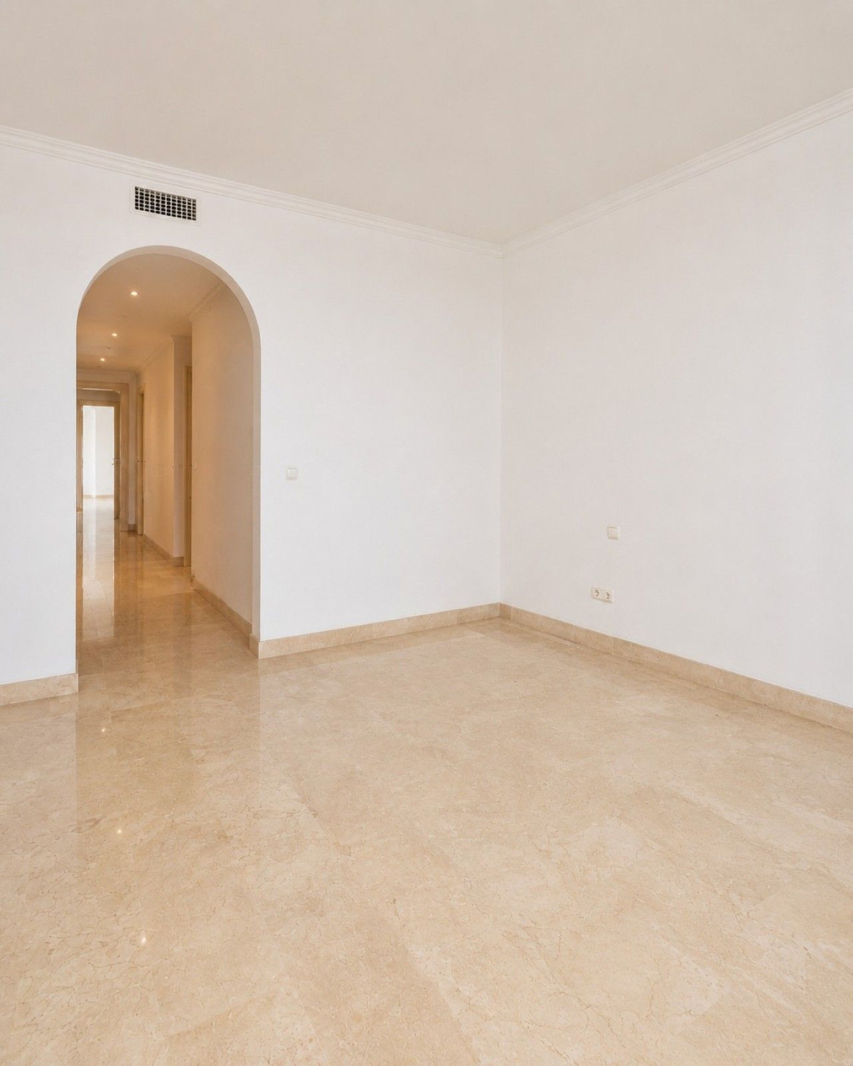 Appartement te koop in The Golden Mile | 3 slaapkamers H5442256