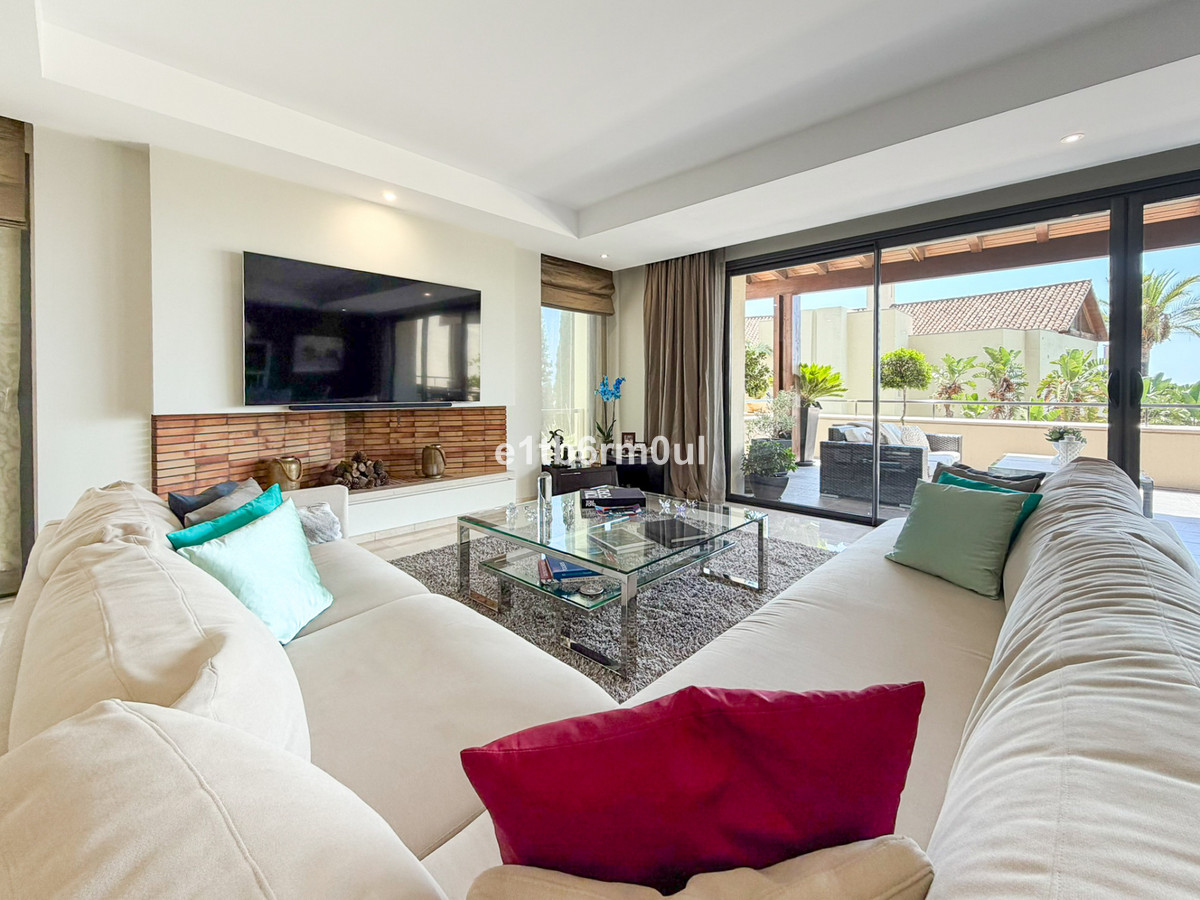 Appartement te koop in The Golden Mile | 3 slaapkamers H5464195
