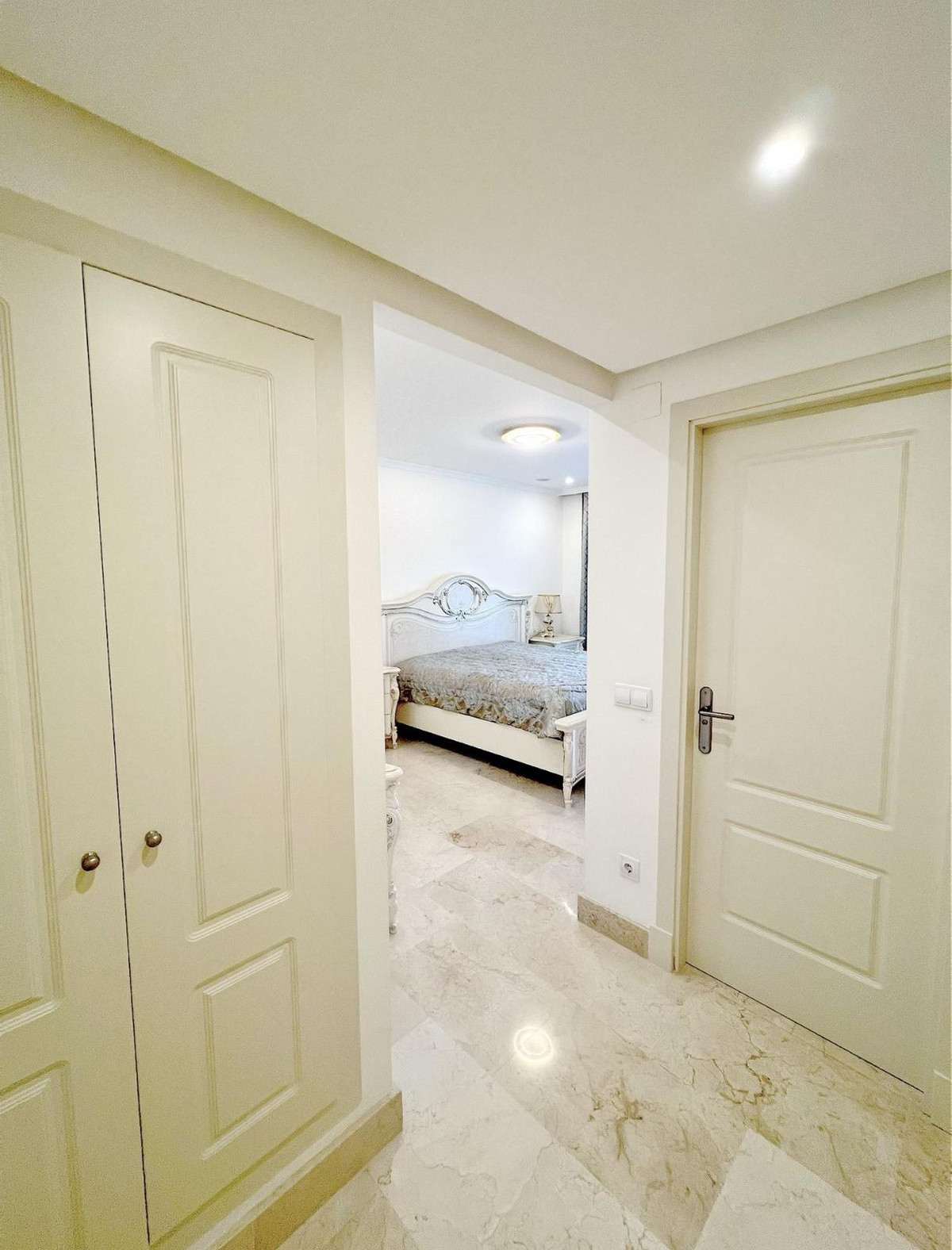 Duplex te koop in The Golden Mile | 3 slaapkamers H5468545
