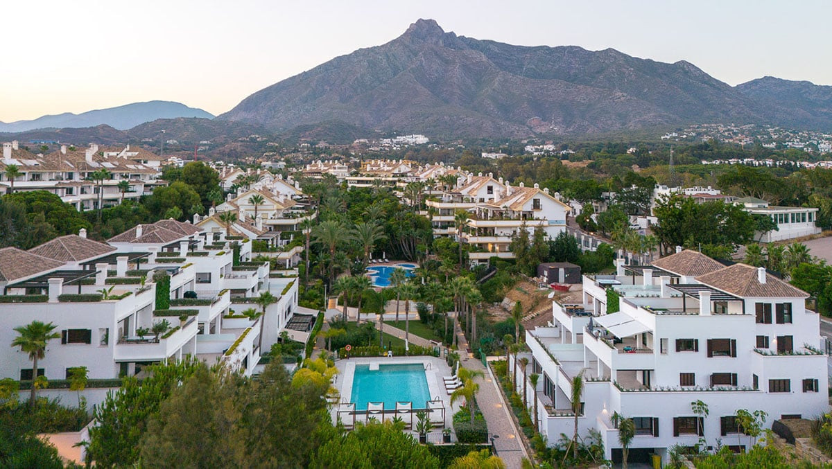 Duplex te koop in The Golden Mile | 3 slaapkamers H5468545