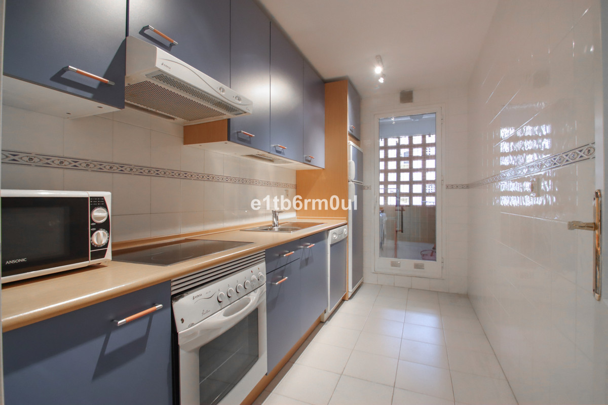 Appartement te koop in The Golden Mile | 1 slaapkamers H5478193