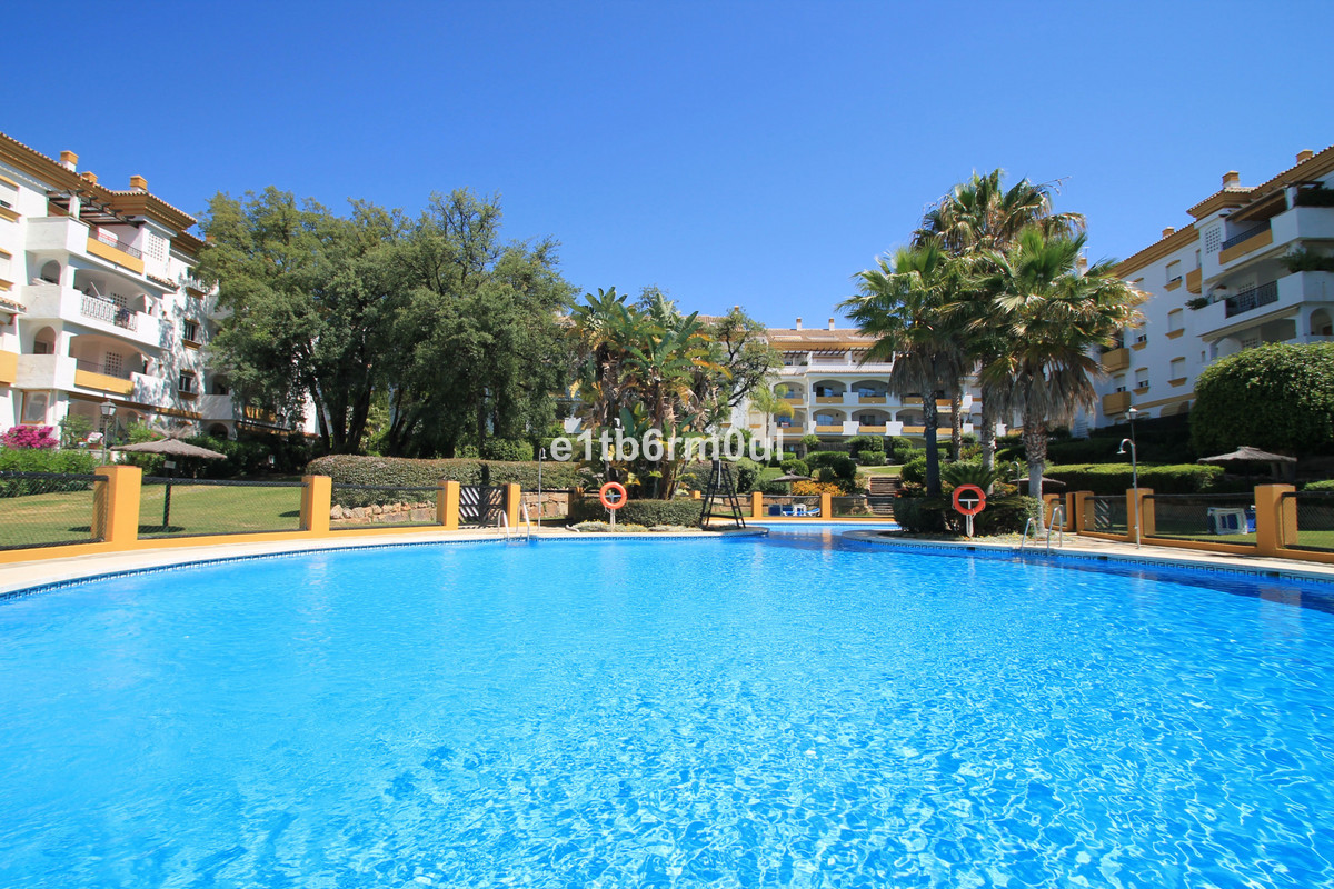 Appartement te koop in The Golden Mile | 1 slaapkamers H5478193