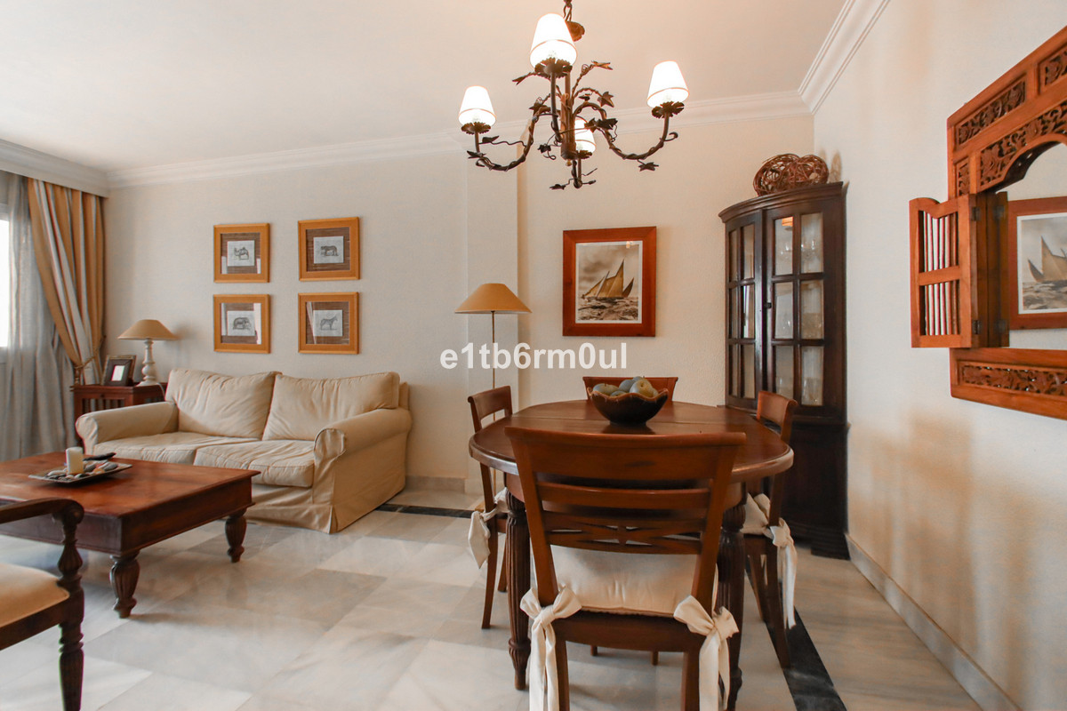 Appartement te koop in The Golden Mile | 1 slaapkamers H5478193