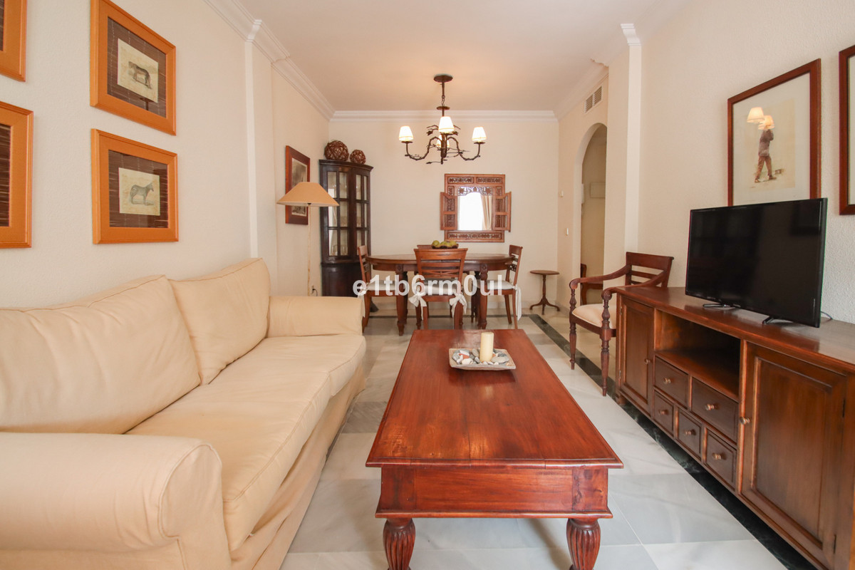 Appartement te koop in The Golden Mile | 1 slaapkamers H5478193