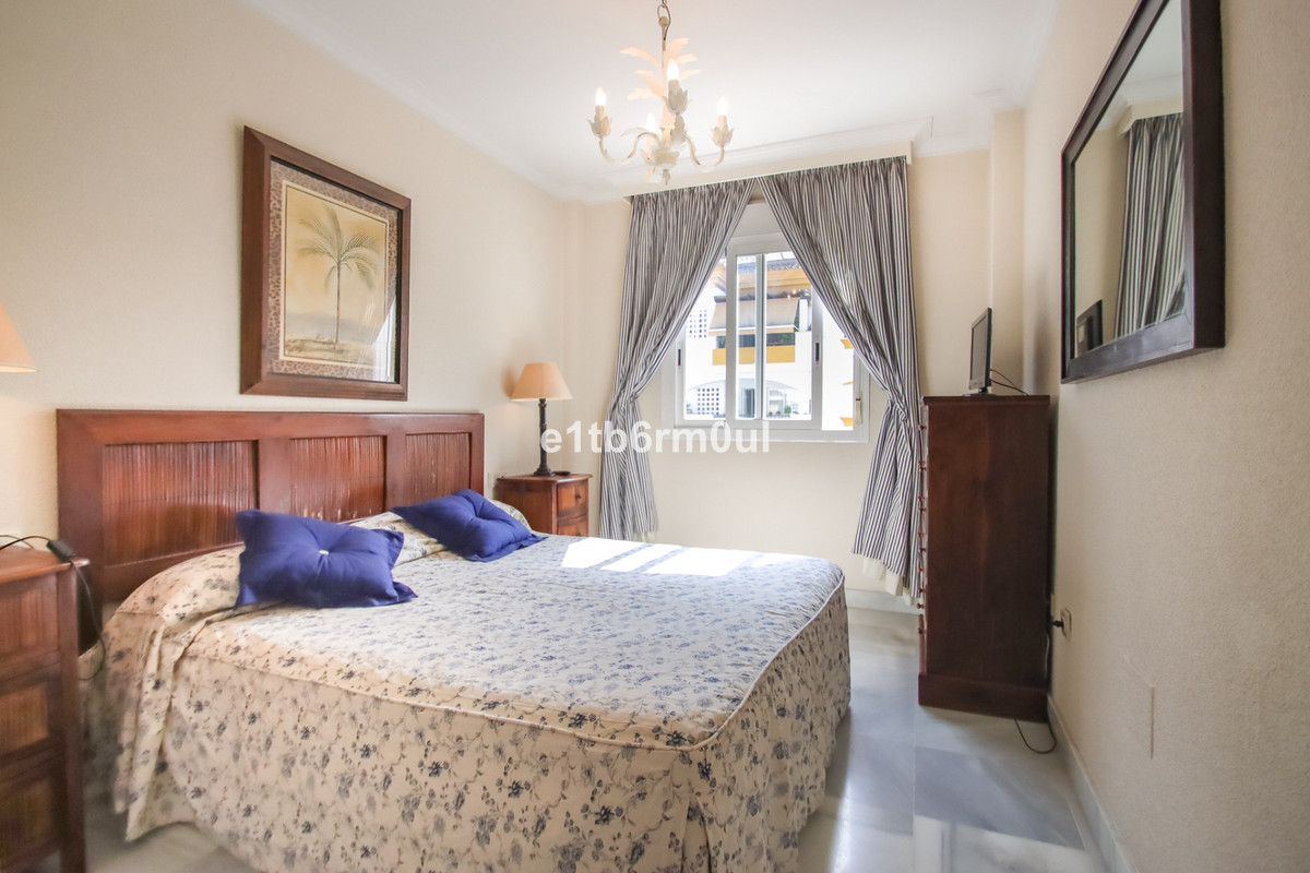 Appartement te koop in The Golden Mile | 1 slaapkamers H5478193