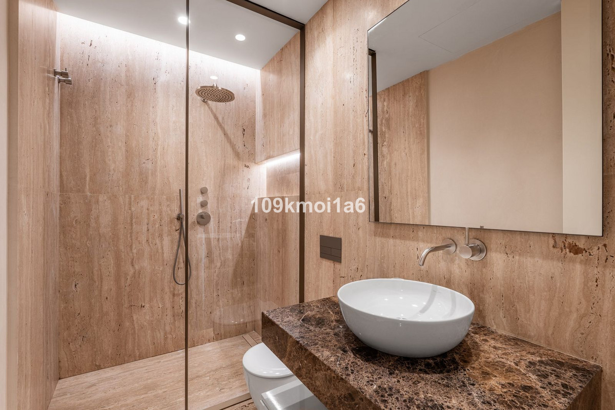Appartement te koop in The Golden Mile | 4 slaapkamers H5482666