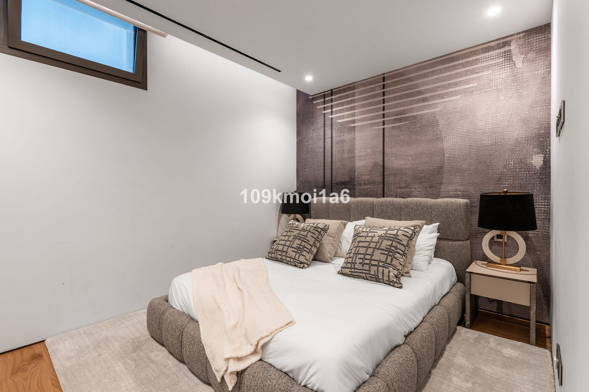 Appartement te koop in The Golden Mile | 4 slaapkamers H5482666