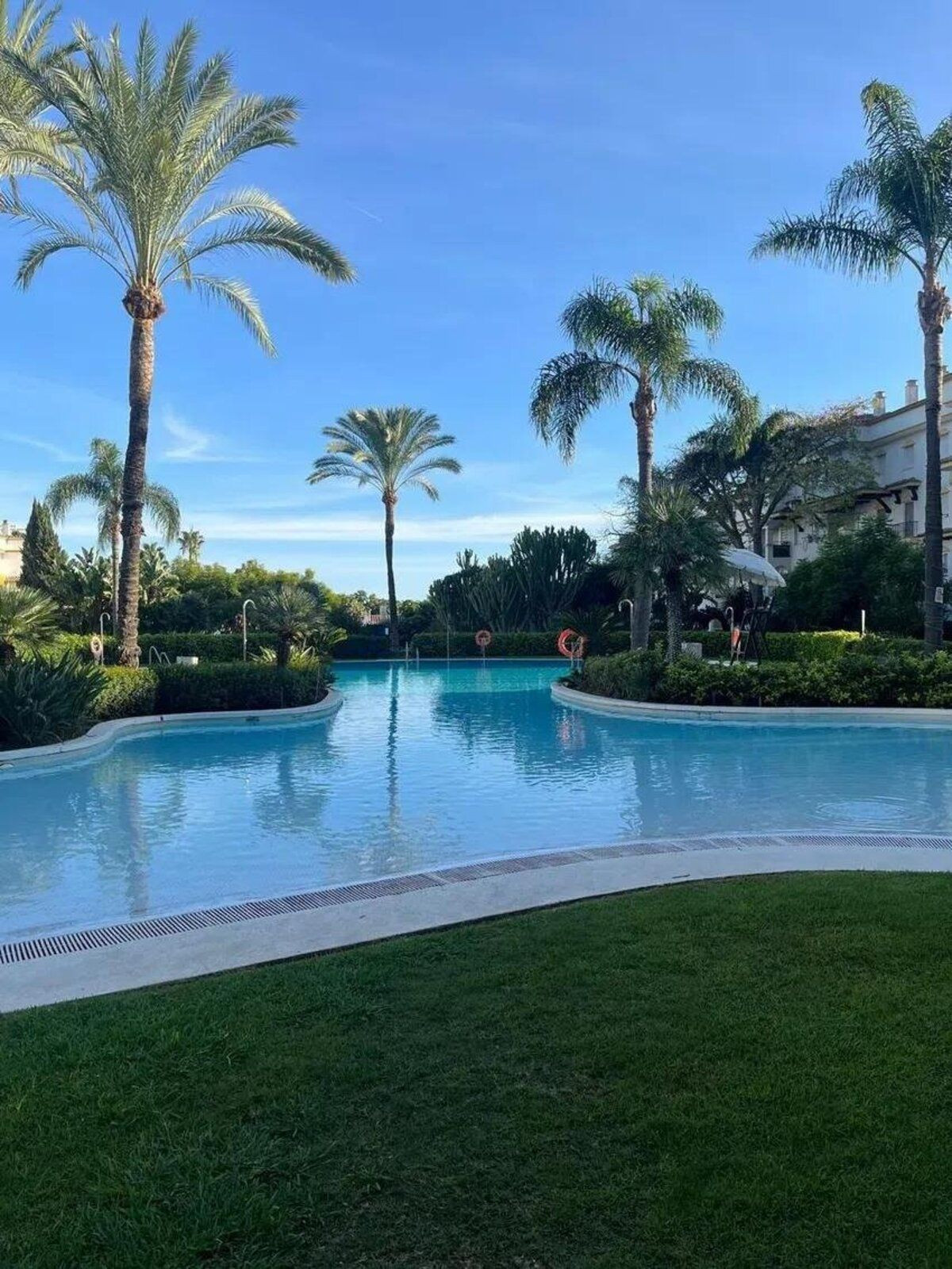 Duplex te koop in The Golden Mile | 4 slaapkamers H5485978