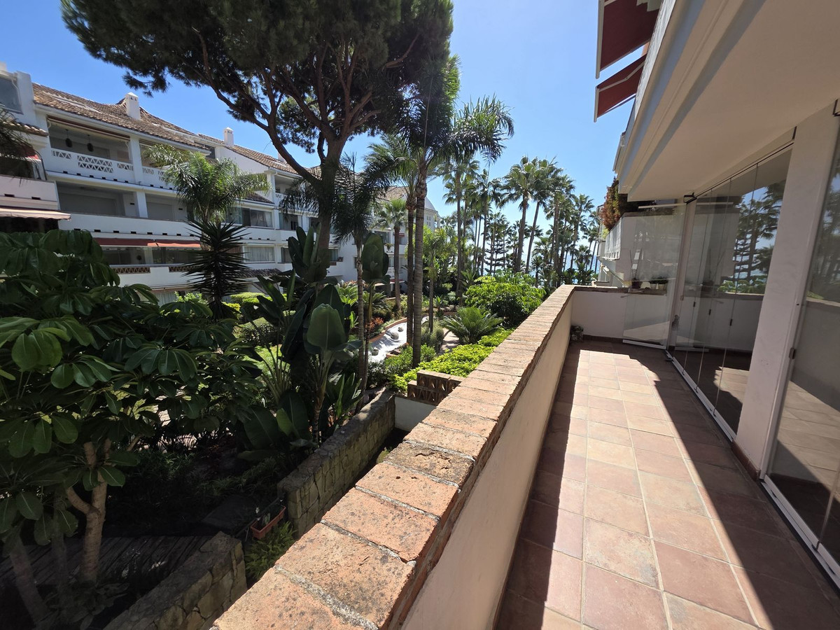 Appartement te koop in The Golden Mile | 3 slaapkamers H5486437