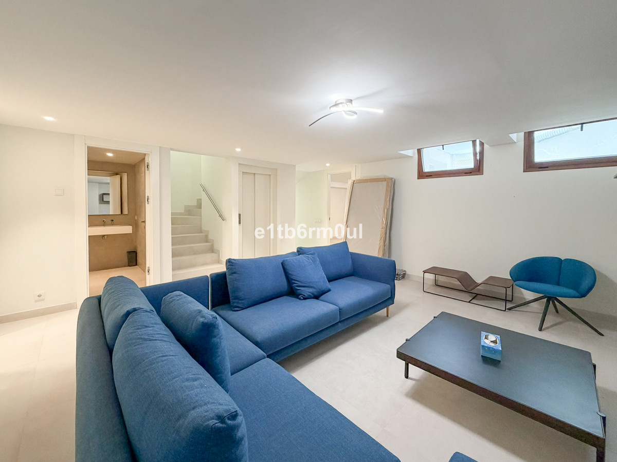 Appartement te koop in The Golden Mile | 4 slaapkamers H5486746