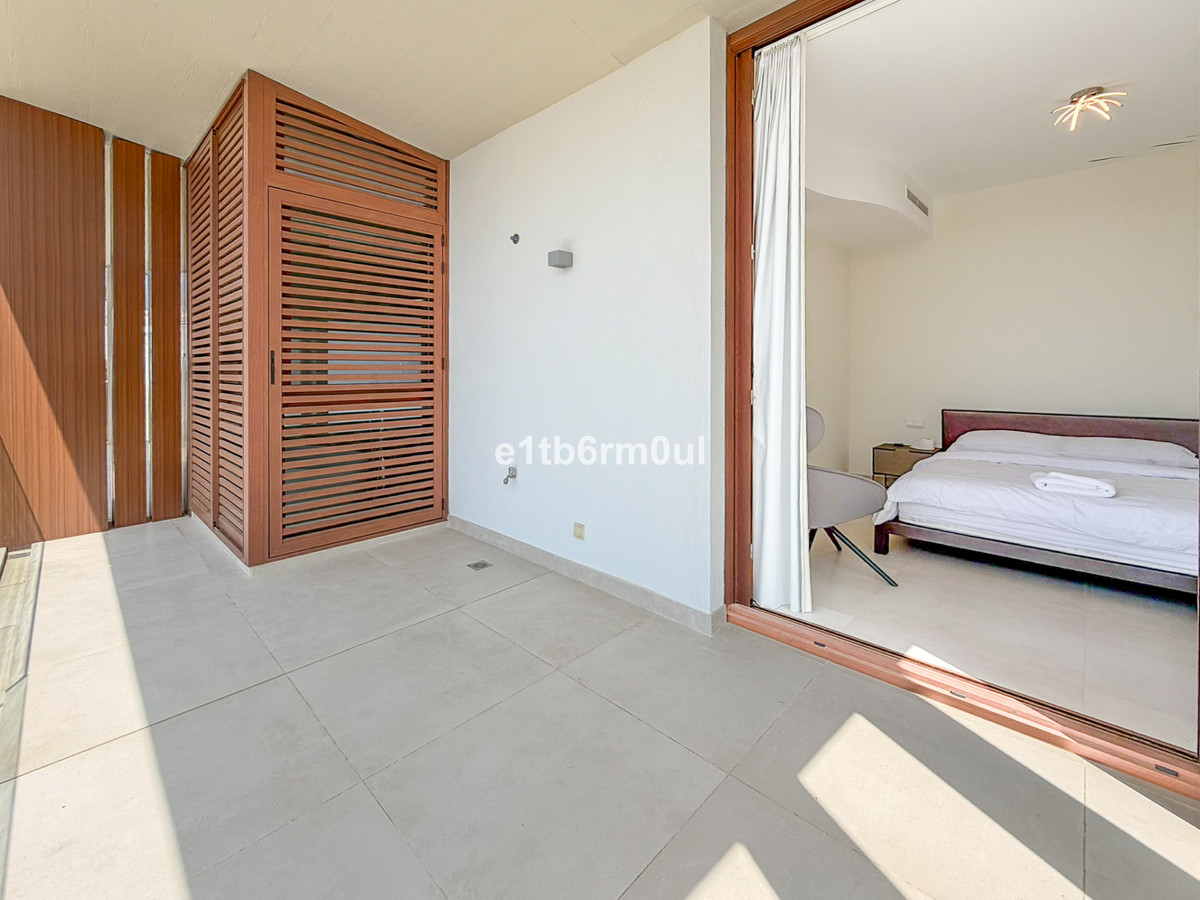 Appartement te koop in The Golden Mile | 4 slaapkamers H5486746