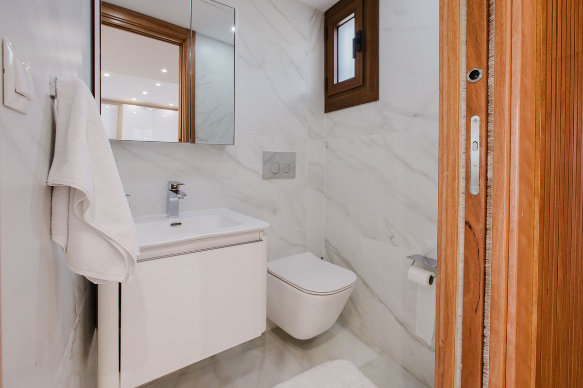 Appartement te koop in The Golden Mile | 4 slaapkamers H5486752