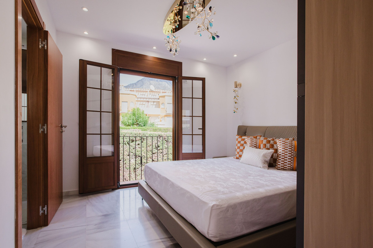 Appartement te koop in The Golden Mile | 4 slaapkamers H5486752