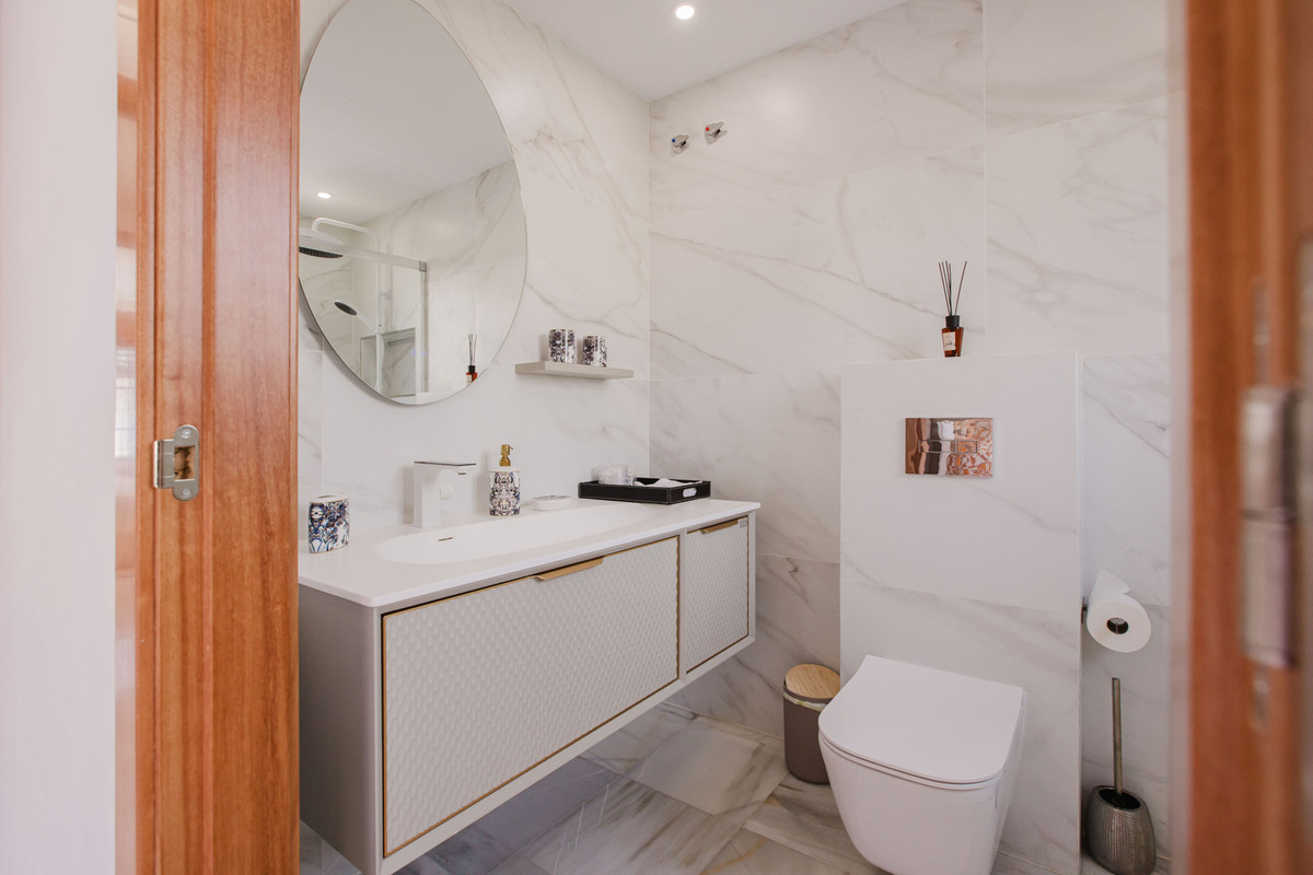 Appartement te koop in The Golden Mile | 4 slaapkamers H5486752
