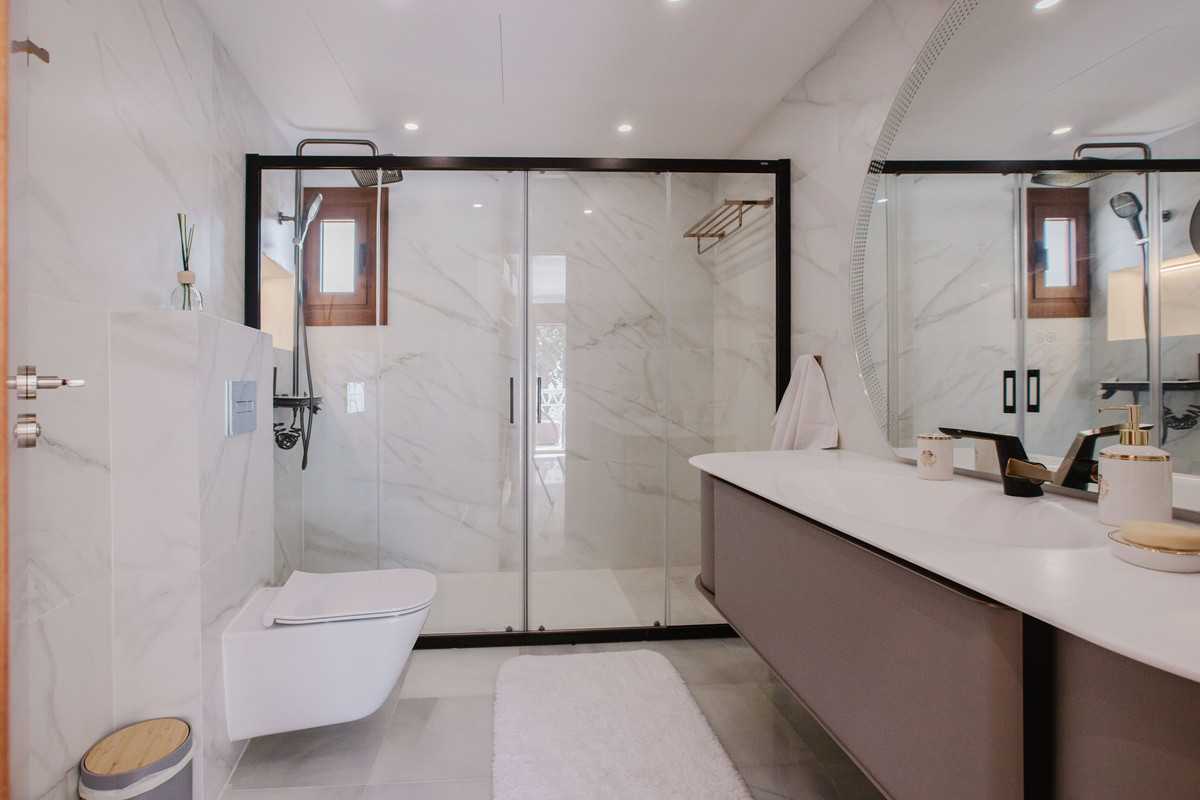 Appartement te koop in The Golden Mile | 4 slaapkamers H5486752