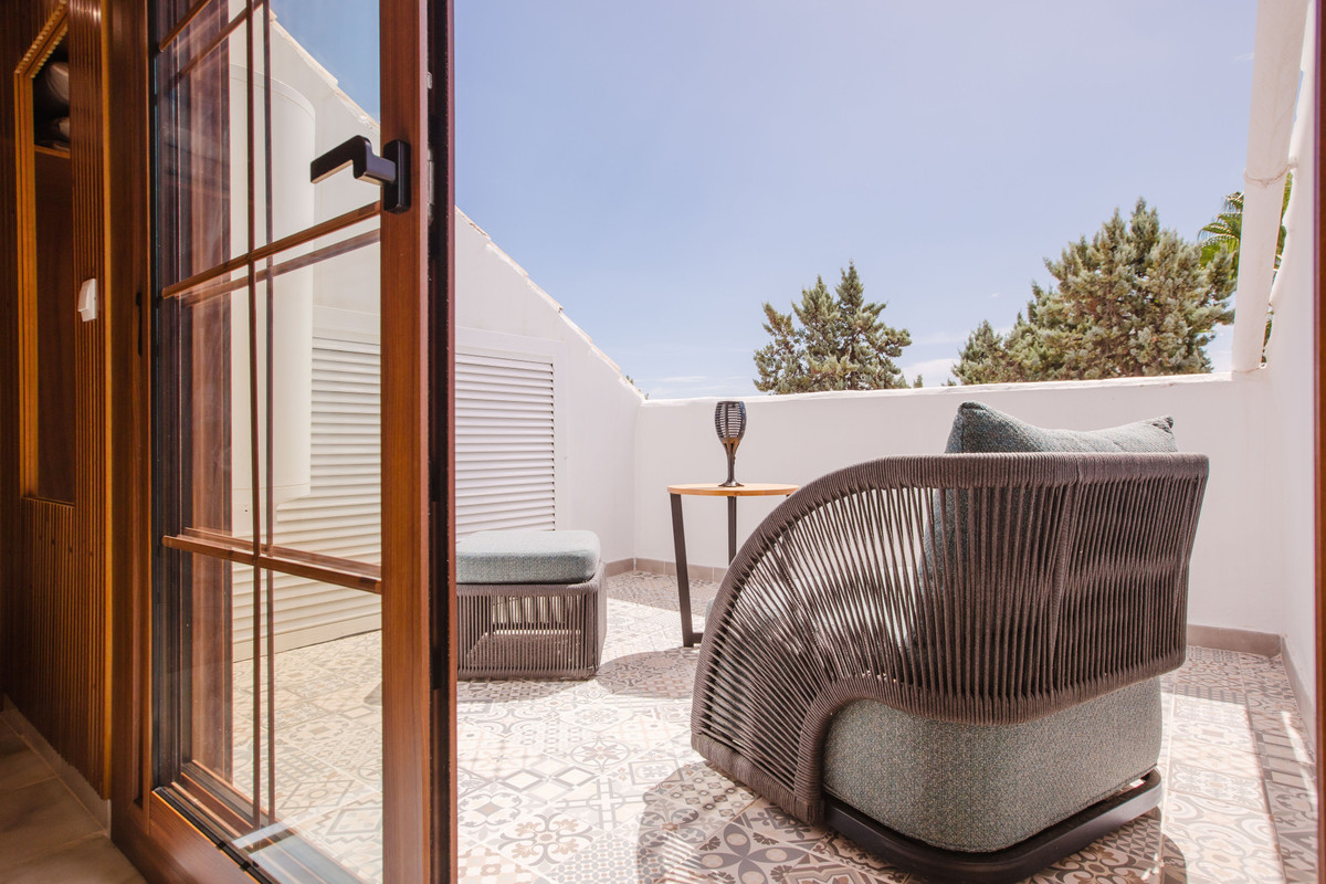 Appartement te koop in The Golden Mile | 4 slaapkamers H5486752