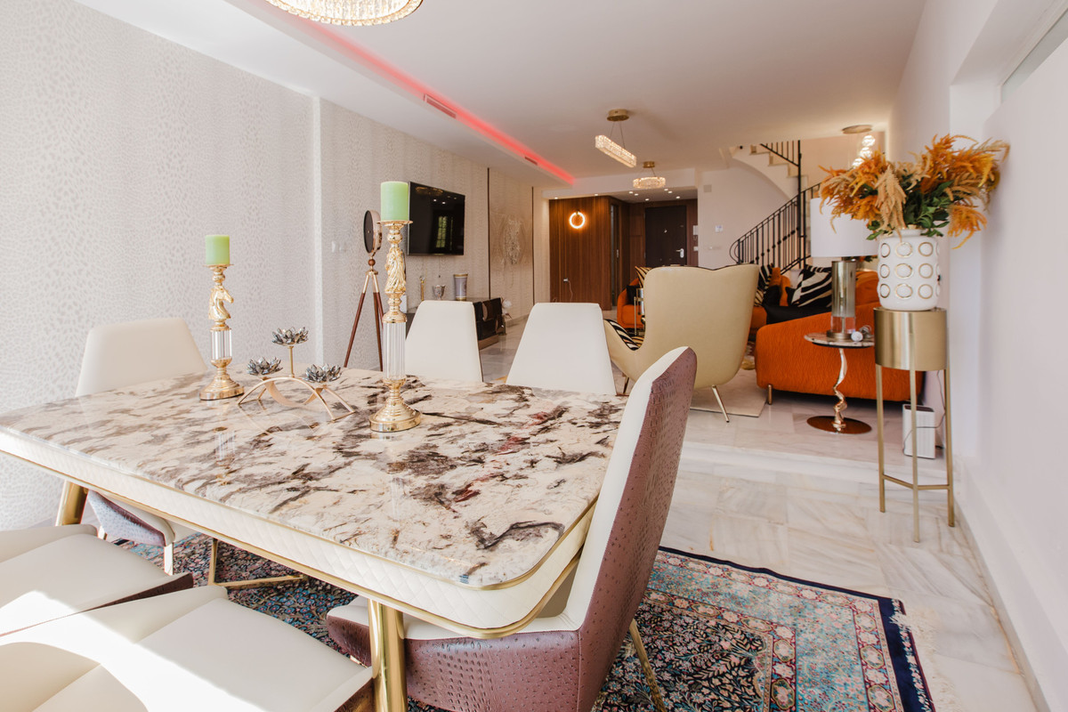 Appartement te koop in The Golden Mile | 4 slaapkamers H5486752