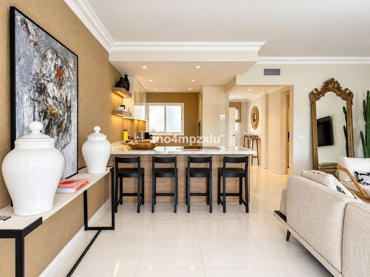 Appartement te koop in The Golden Mile | 2 slaapkamers H5486947