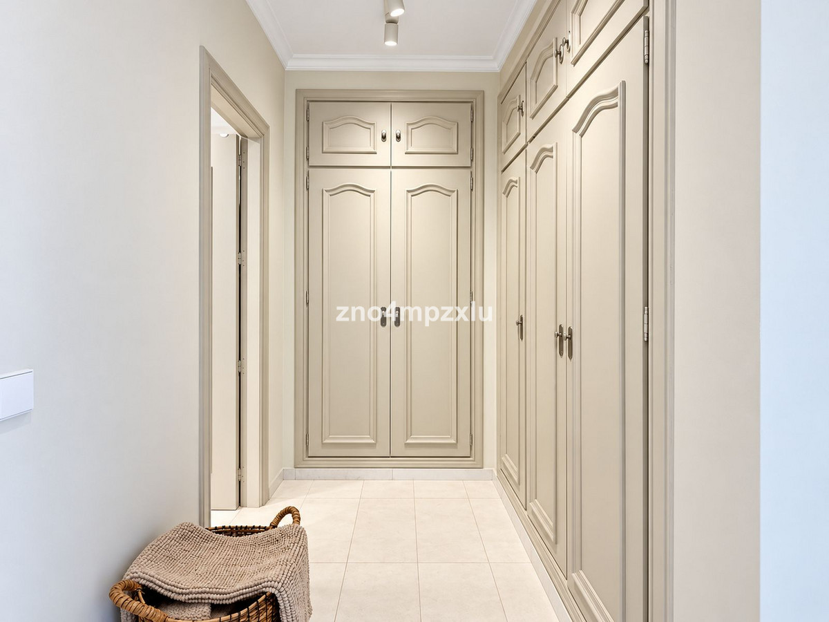 Appartement te koop in The Golden Mile | 2 slaapkamers H5486947