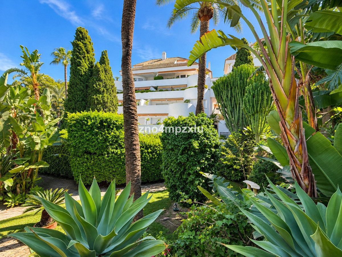 Appartement te koop in The Golden Mile | 2 slaapkamers H5486947