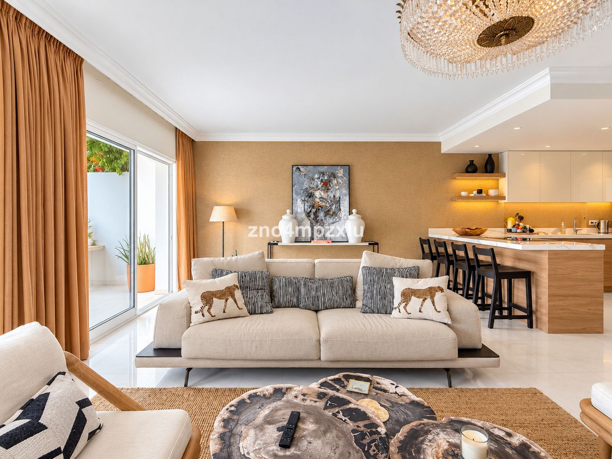 Appartement te koop in The Golden Mile | 2 slaapkamers H5486947