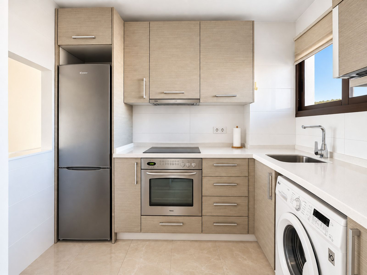 Appartement te koop in The Golden Mile | 1 slaapkamers H5492650